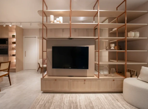 Akio Designer